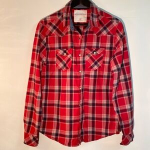 Aeropostale - mens long sleeve plaid shirt. Size M